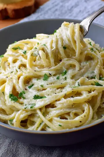 Creamy Garlic Pasta