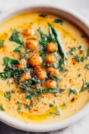 Creamy Roasted Garlic Chickpea Soup