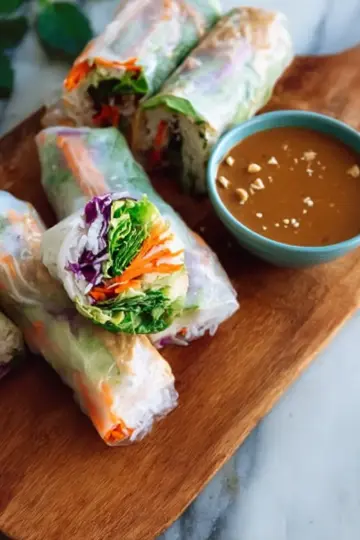 Fresh Spring Rolls with Peanut Sauce