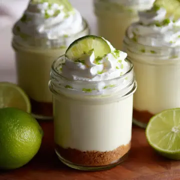 Key Lime Pie Mason Jars (No Bake)