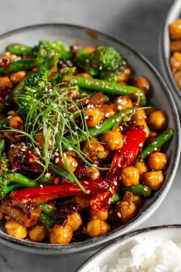 General Tso’s Chickpea Stir Fry